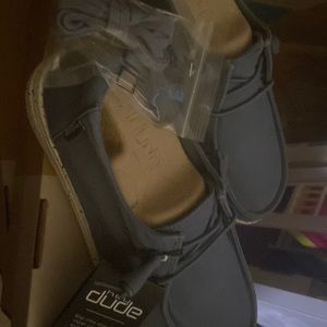 Brand new women’s hey dude size 6
